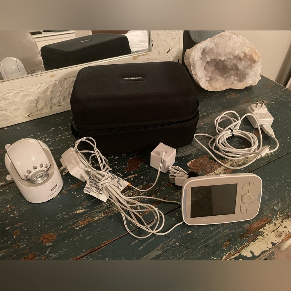 Infant Optics DXR-8 Video Baby Monitor - White